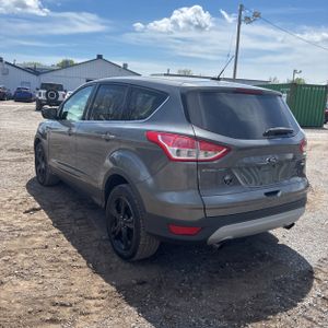FORD ESCAPE SE - 5
