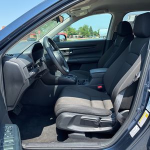 2025 Honda CR-V LX thumbnail 31