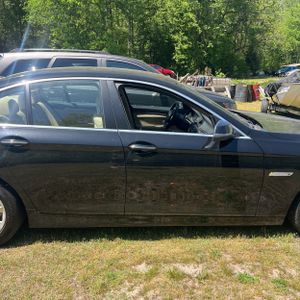 BMW 5 SERIES 528I - 10