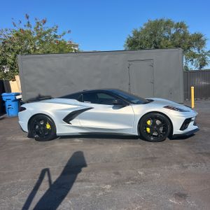 CHEVROLET CORVETTE STINGRAY - 10