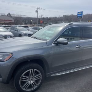 MERCEDES-BENZ GLS - 2