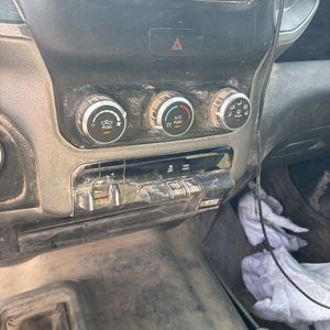 2024 RAM 2500 TRADESMAN 缩略图 73