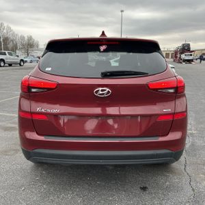 HYUNDAI TUCSON SE - 7