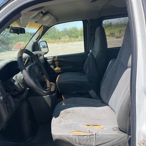 2004 Chevrolet EXPRESS 缩略图 31