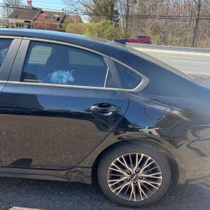 KIA FORTE GT-LINE - 6