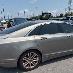 2016 Lincoln MKZ BASE — фото 9