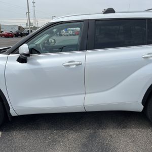 TOYOTA HIGHLANDER - 4