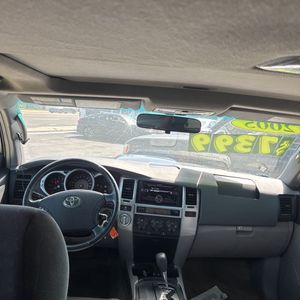 2005 Toyota 4RUNNER SR5 thumbnail 36