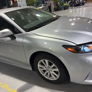 2025 Toyota CAMRY LE 缩略图 13