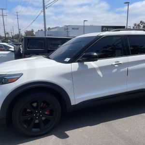 FORD EXPLORER ST - 2
