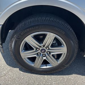 2018 FORD F-150 LARIAT thumbnail 17