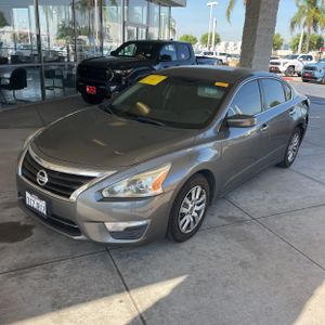2015 Nissan ALTIMA 2.5 S — фото 1