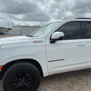 CHEVROLET SUBURBAN Z71 - 2