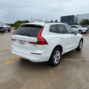 2022 Volvo XC60 B5 MOMENTUM 照片 8