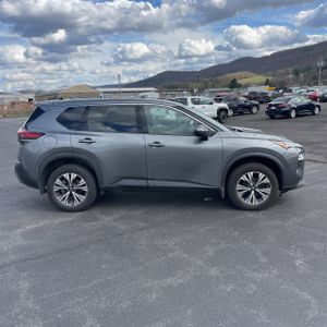 NISSAN ROGUE SV - 10