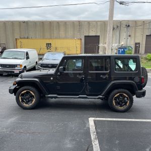 JEEP WRANGLER UNLIMITED DRAGON EDITION - 3