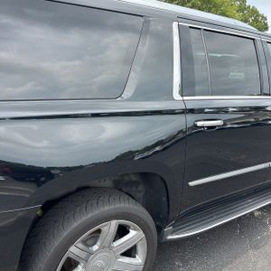 صورة 8 لـ 2018 Cadillac ESCALADE ESV LUXURY