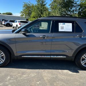 2023 FORD EXPLORER XLT 照片 4