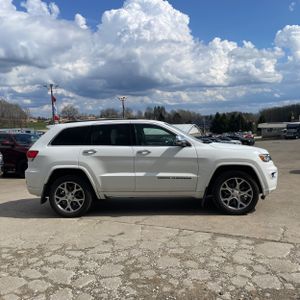 JEEP GRAND CHEROKEE OVERLAND - 10