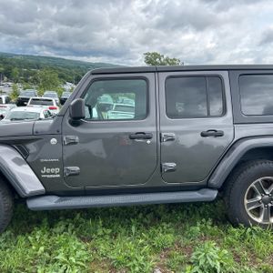 2018 JEEP WRANGLER UNLIMITED SAHARA — фото 4