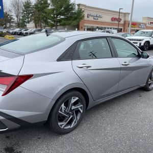 HYUNDAI ELANTRA SEL SPORT - 9