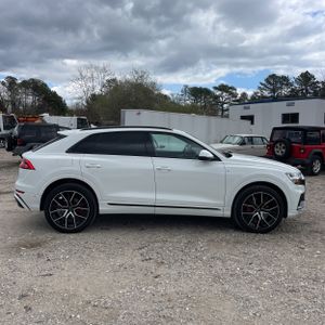 AUDI Q8 QUATTRO PREMIUM PLUS 55 TFSI - 10