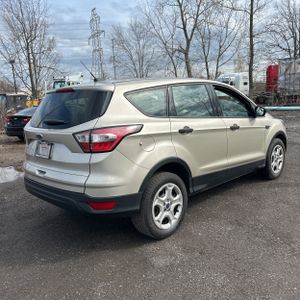 FORD ESCAPE S - 8