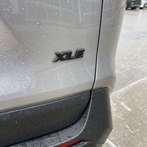 2024 Toyota RAV4 XLE PREMIUM 缩略图 23