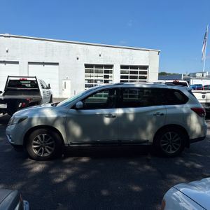 2015 Nissan PATHFINDER SL 照片 3