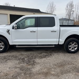 FORD F-150 XLT - 4