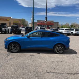 FORD MUSTANG MACH-E PREMIUM - 3