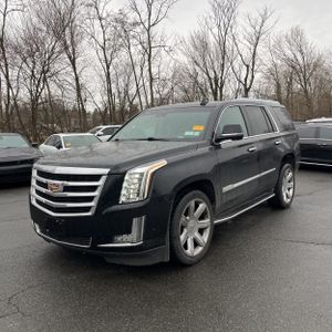 CADILLAC ESCALADE LUXURY - 1