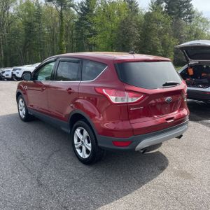 FORD ESCAPE SE - 4