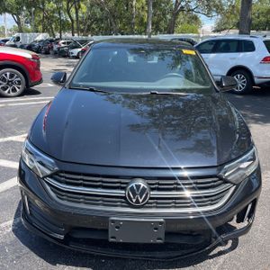 صورة 14 لـ 2024 Volkswagen JETTA SPORT