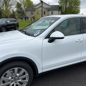 PORSCHE CAYENNE S - 2