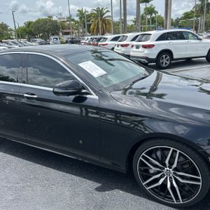 2020 Mercedes-BENZ E-CLASS — миниатюра 13