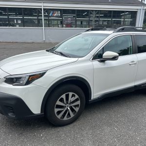 2022 Subaru OUTBACK PREMIUM — фото 2