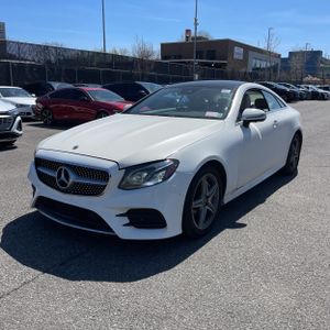 MERCEDES-BENZ E-CLASS - 1