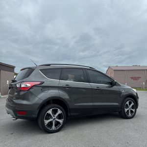 FORD ESCAPE SE - 5