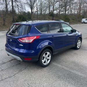 FORD ESCAPE SE - 8
