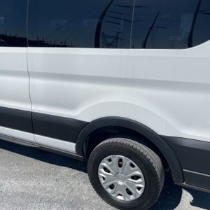 FORD TRANSIT-350 PASSENGER V. XLT - 6