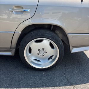 1994 Mercedes-BENZ E 320 照片 18