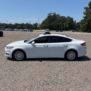 صورة 3 لـ 2013 FORD FUSION HYBRID SE