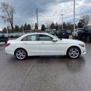 MERCEDES-BENZ C-CLASS - 10