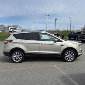 FORD ESCAPE TITANIUM - 10