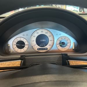 2009 Mercedes-BENZ E-CLASS 缩略图 39