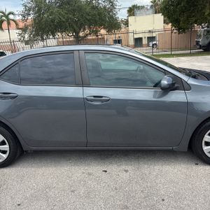 2014 Toyota COROLLA LE thumbnail 11