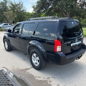 2012 Nissan PATHFINDER S 照片 5