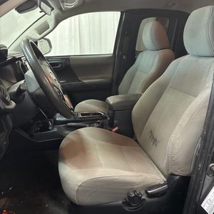 صورة 30 لـ 2018 Toyota TACOMA SR