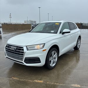 Audi Q5 45 Premium - 1